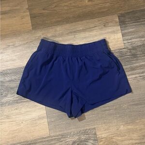 Athleta Weekender Run Short, size small in blue